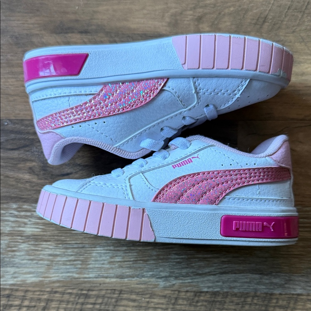 Puma Pal Patrol Skye Kids Sneakers - White and Pink